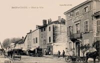 L'Hôtel de Ville 