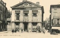 L'Hôtel de Ville 