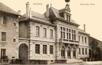 L'Hôtel de Ville 