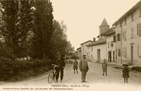 Entrée du Village