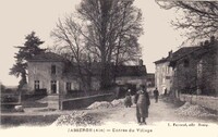 Entrée du Village
