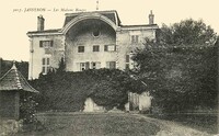 La Maison Rouge