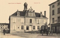L'Hôtel de Ville 