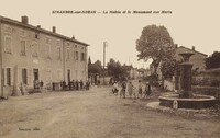 La Mairie et le Monument aux Morts