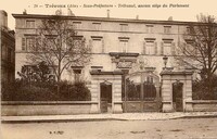 Sous-Préfecture . Tribunal, ancien siège du Parlement