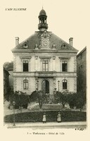 L'Hôtel de Ville 