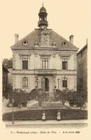 L'Hôtel de Ville 