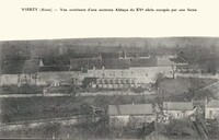 Vierzy - Vue extérieure d'une ancienne Abbaye du XVe siècle
