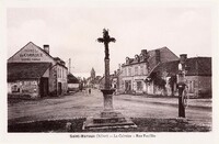 Saint-Menoux - Le Calvaire -Rue Feuillin
