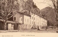 Les Bains Thermaux