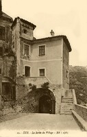 Èze - La Sortie du Village