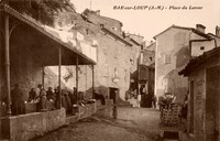 Le Bar-sur-Loup - Place du Lavoir