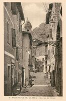 Une Rue du Village