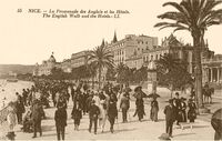 La Promenade des Anglais et les Hôtels
