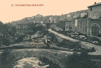 Tourrettes-sur-Loup - Entrée du Village