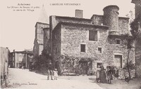 Le Château de Bosson (1879-1881) au Centre du Village