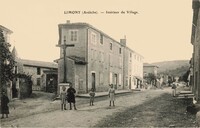 Intérieur du Village