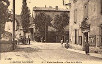Vals-les-Bains - Place de la Mairie