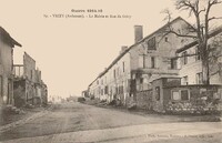 La Mairie et Rue de Grivy