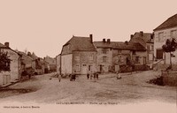 Saulces-Monclin - Place de la Mairie