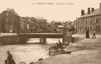 Le Pont sur la Vrigne - Lavandières