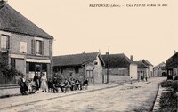 Café Fèvre et Rue du Bois