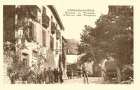 Entrée du Village -L'Hôtel des Tilleuls