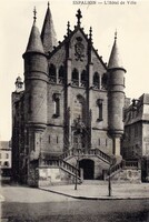 Espalion - L'Hôtel de Ville 