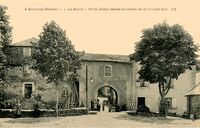 Porte Notre-Dame et entrée de la Grande  Rue