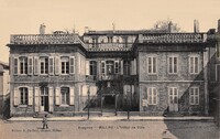 L'Hôtel de Ville 