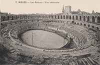Les Arènes