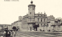 L'Hôtel de Ville 