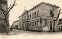 L'Hôtel de Ville 