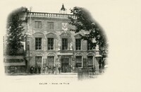 L'Hôtel de Ville 