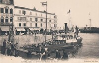 Honfleur - Arrivée du Bateau du Havre 