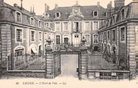 L'Hôtel de Ville 