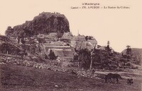 Apchon - Le Rocher du Château