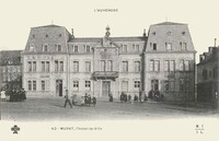 L'Hôtel de Ville 