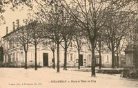 Place et Hôtel de Ville