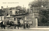 Cognac - Entrée de l'Hôtel de Ville