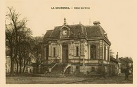 La Couronne - L'Hôtel de Ville 