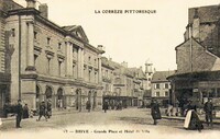 Grande Place et Hôtel de Ville