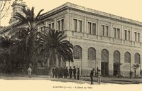 L'Hôtel de Ville 