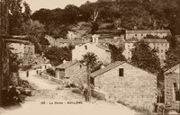 Une Rue du Village
