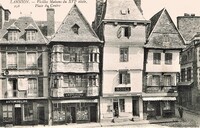 Vieille Maisons du XVIe siècle - Place du Centre
