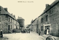 Royère-de-Vassivière - Grande Rue