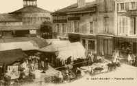Saint-Maixent-de-Beugné - Place des Halles