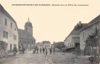 Pierrefontaine-les-Varans - Grande-Rue et Hôtel du Commerce