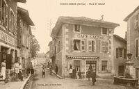 Le Grand-Serre - Place du Chazal