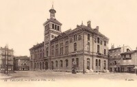 L'Hôtel de Ville 